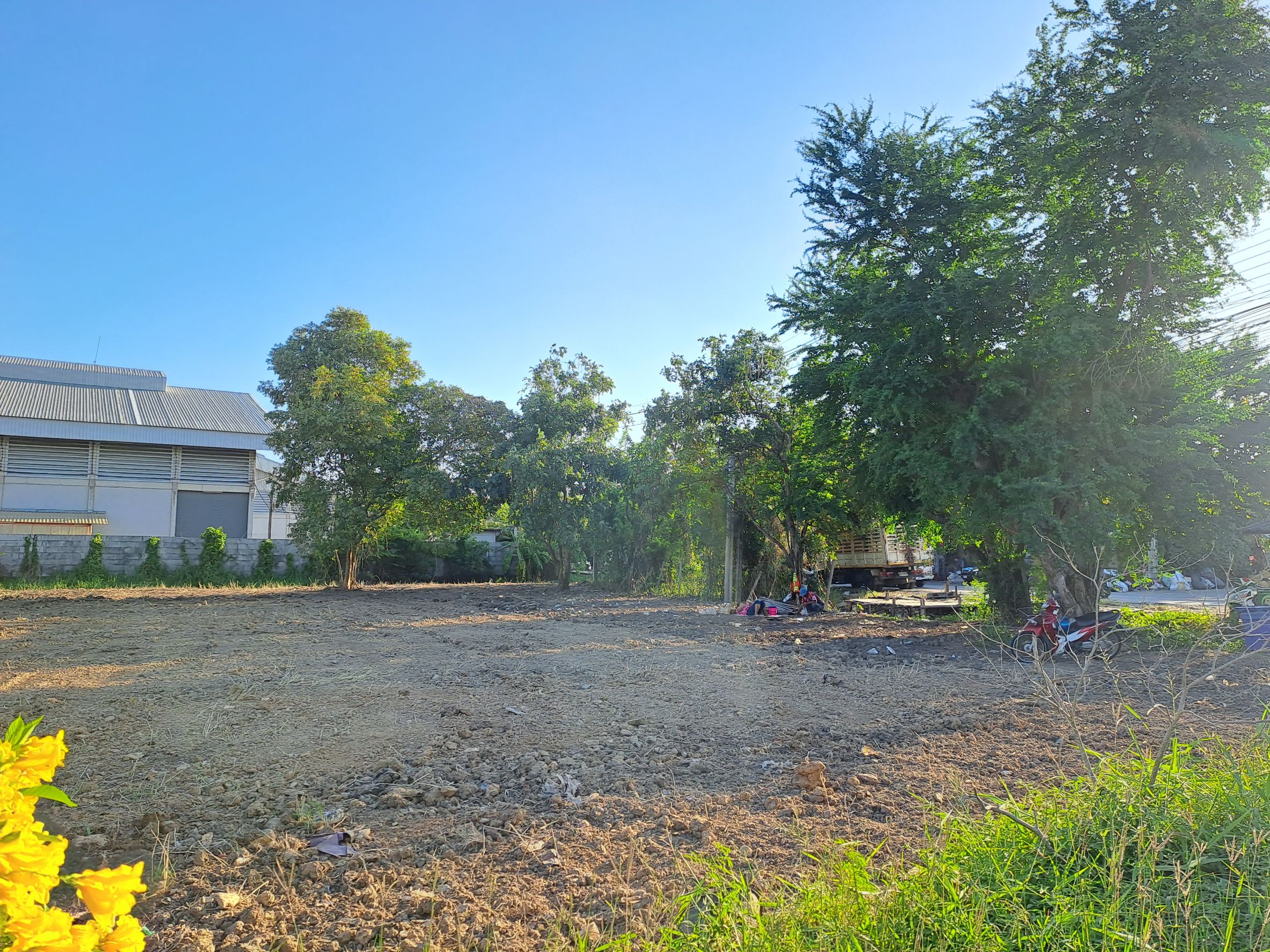 งานเคลียริ่งฝังกลบ ถ.เจริญพัฒนา